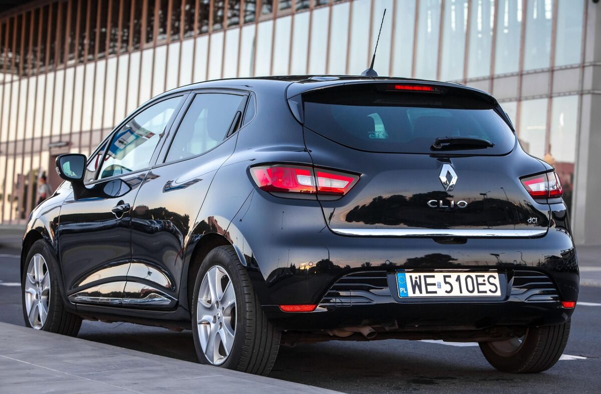 Renault Clio, la sesta generazione: motori innovativi al volante del futuro Renault Clio, la sesta generazione: motori innovativi al volante del futuro