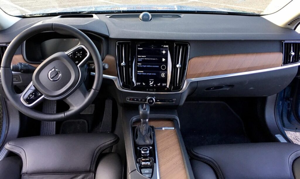 Volvo EX60: Il suv elettrico che definisce il futuro della mobilità Volvo EX60: Il suv elettrico che definisce il futuro della mobilità