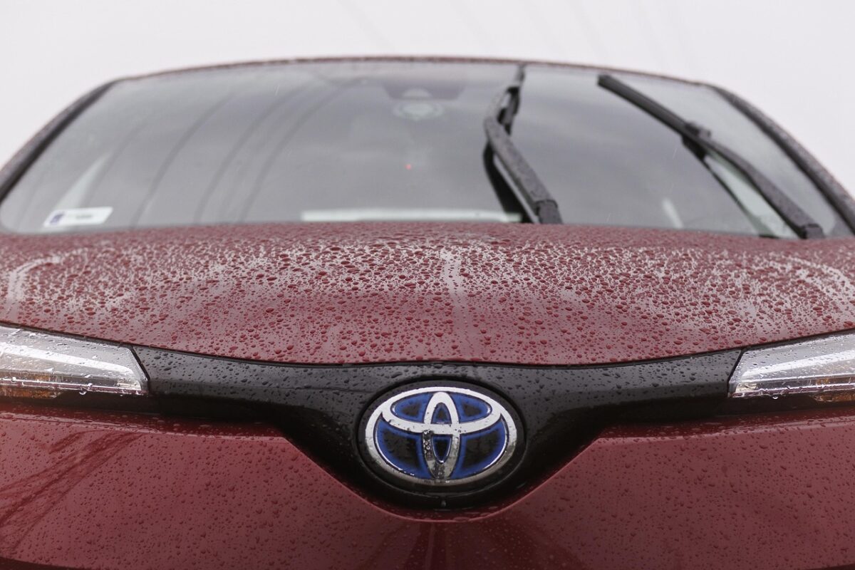 Toyota Rav4: scopriamo la nuova sesta generazione con un occhio alla super plug-in da 130 km