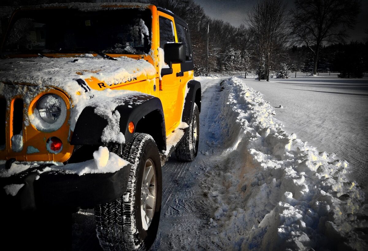 Jeep Avenger: Un Restyling Minimalista per il Baby SUV di Successo Jeep Avenger: Un Restyling Minimalista per il Baby SUV di Successo