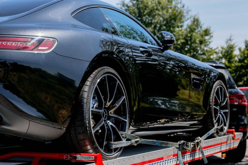 Mercedes-Amg Gt Coupé 4 porte: la rivoluzione della supercar elettrica Mercedes-Amg Gt Coupé 4 porte: la rivoluzione della supercar elettrica