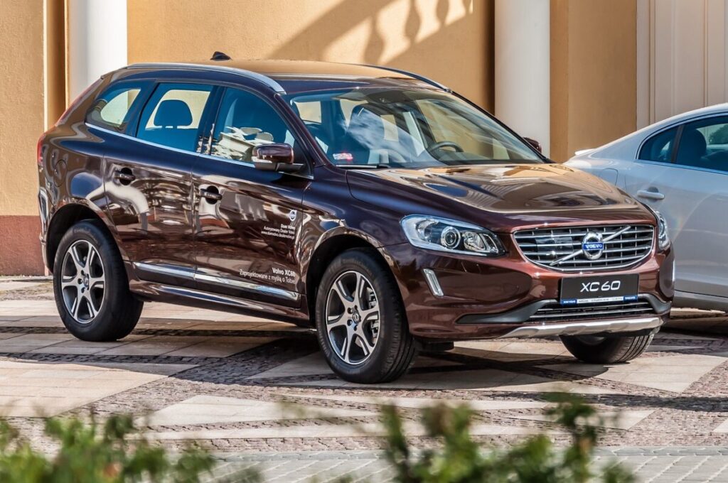Volvo EX60: Ecco come si comporta e quanto costa il nuovo SUV elettrico svedese Volvo EX60: Ecco come si comporta e quanto costa il nuovo SUV elettrico svedese