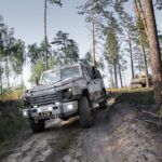 Esplorazione della Leapmotor B10 Reev Hybrid: Il SUV cinese che viaggia in elettrico e fa rifornimento a benzina